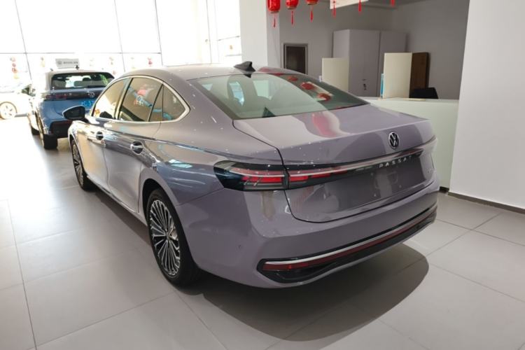 Used Volkswagen Passat 2025 Pro 380TSI Dragon Supreme Edition Rear Left 45 Deg