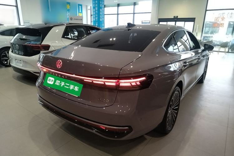 Used Volkswagen Passat 2025 Pro 380TSI Dragon Supreme Edition Rear Right 45 Deg