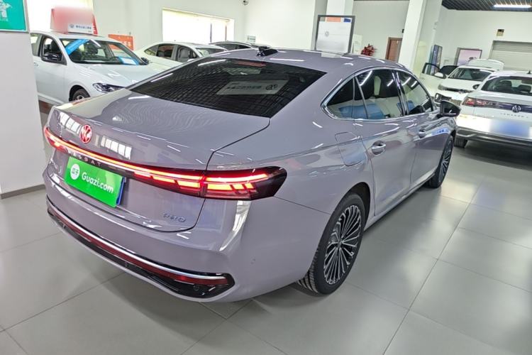 Used Volkswagen Passat 2025 Pro 380TSI Dragon Supreme Edition Rear Right 45 Deg