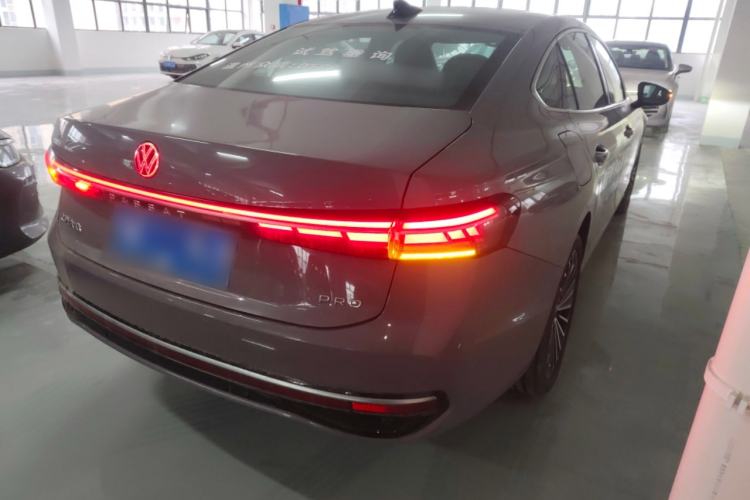 Used Volkswagen Passat 2025 Pro 380TSI Dragon Supreme Edition Rear Right 45 Deg