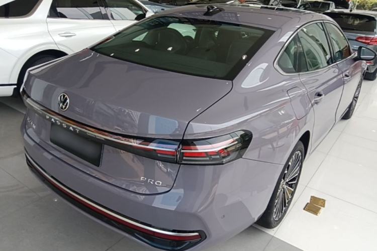 Used Volkswagen Passat 2025 Pro 380TSI Dragon Supreme Edition Rear Right 45 Deg