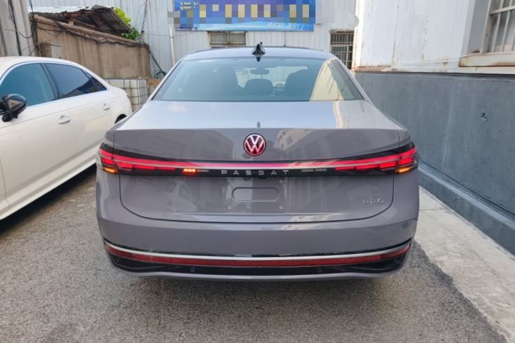 Used Volkswagen Passat 2025 Pro 380TSI Dragon Supreme Edition Rear