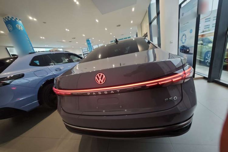 Used Volkswagen Passat 2025 Pro 380TSI Dragon Supreme Edition Rear