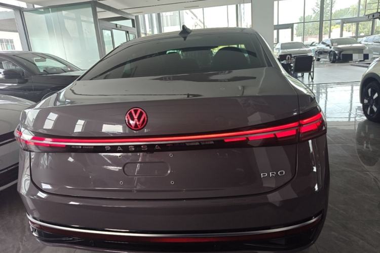 Used Volkswagen Passat 2025 Pro 380TSI Dragon Supreme Edition Rear