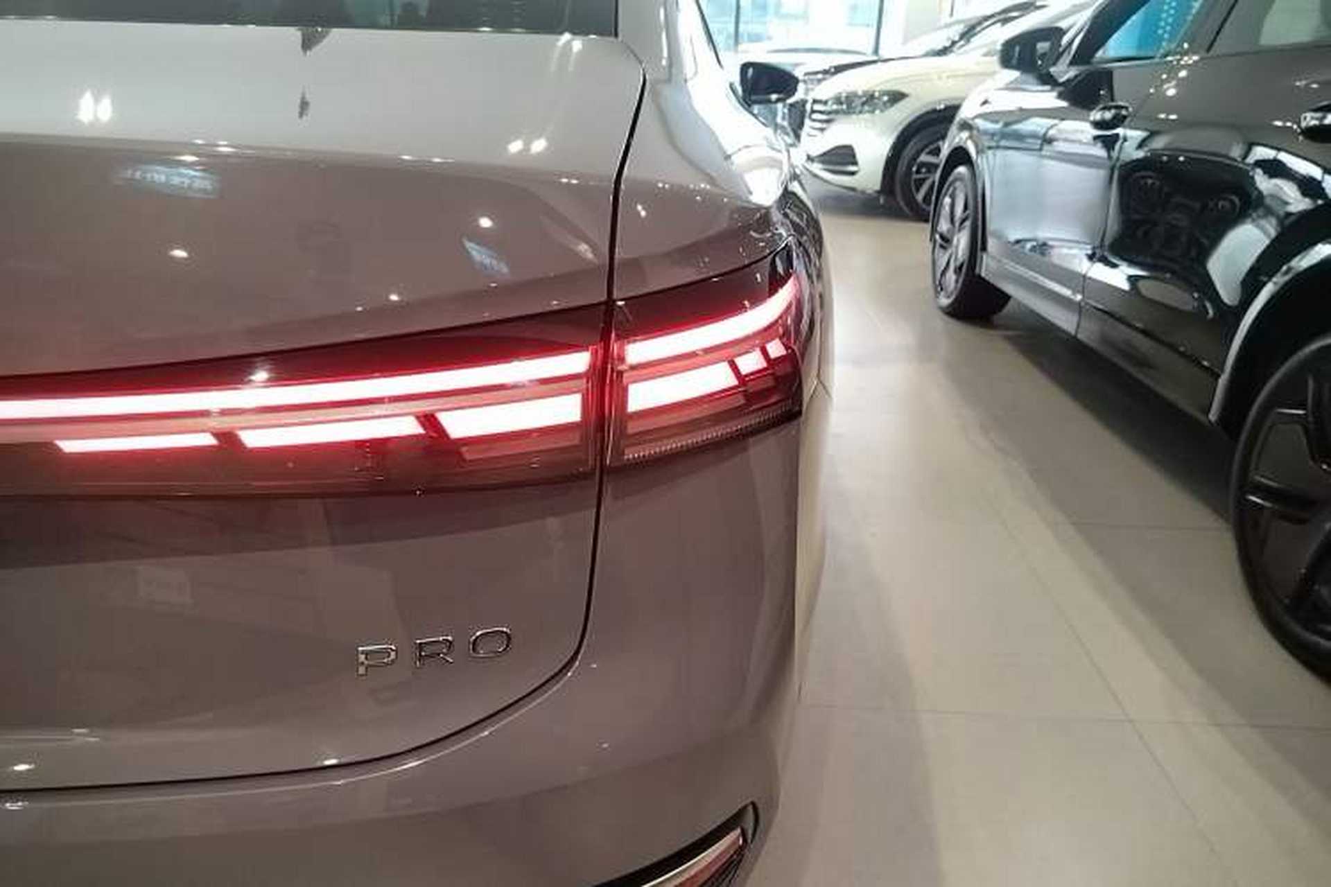 Used Volkswagen Passat 2025 Pro 380TSI Dragon Supreme Edition Right Rear Taillight