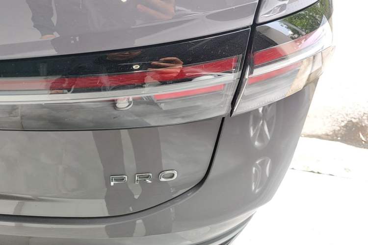 Used Volkswagen Passat 2025 Pro 380TSI Dragon Supreme Edition Right Rear Taillight