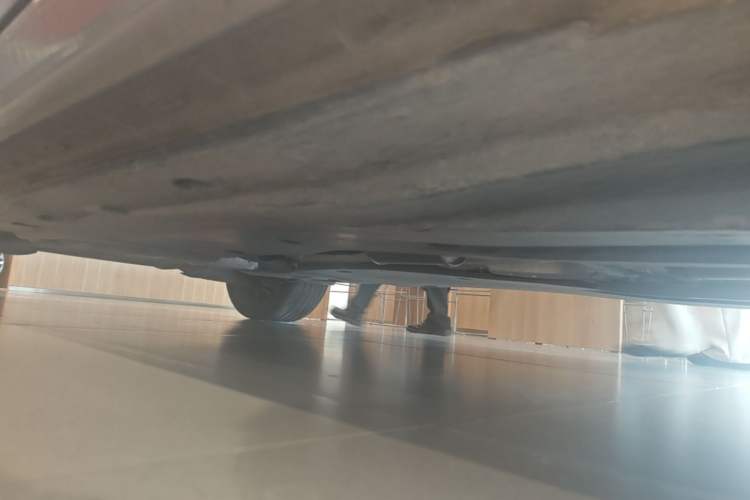 Used Volkswagen Passat 2025 Pro 380TSI Dragon Supreme Edition Right Side Sill