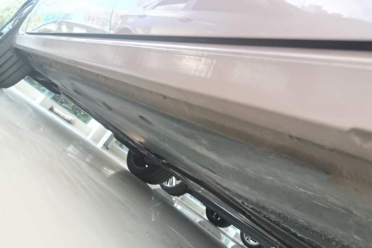 Used Volkswagen Passat 2025 Pro 380TSI Starry Dragon Luxury Edition Right Side Sill