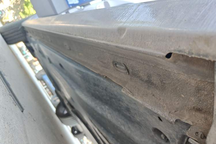 Used Volkswagen Passat 2025 Pro 380TSI Dragon Supreme Edition Right Side Sill
