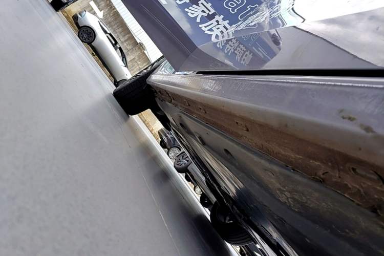 Used Volkswagen Passat 2025 Pro 380TSI Dragon Supreme Edition Right Side Sill
