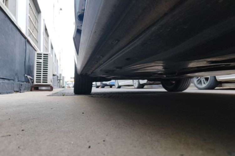 Used Volkswagen Passat 2025 Pro 380TSI Dragon Supreme Edition Right Side Sill