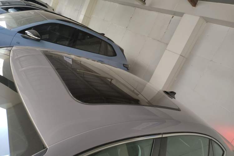 Used Volkswagen Passat 2025 Pro 380TSI Dragon Supreme Edition Roof