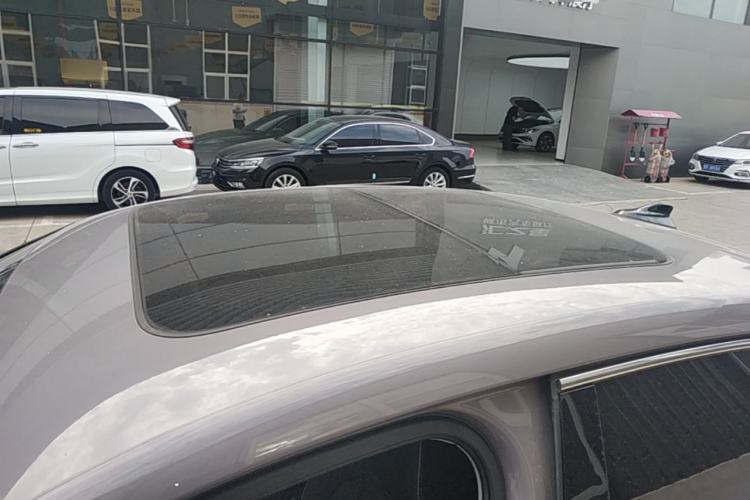 Used Volkswagen Passat 2025 Pro 380TSI Dragon Supreme Edition Roof