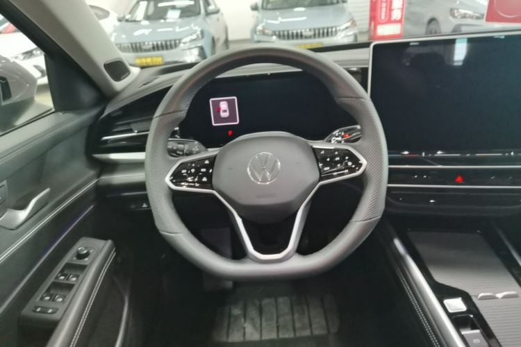 Used Volkswagen Passat 2025 Pro 380TSI Dragon Supreme Edition Steering Wheel
