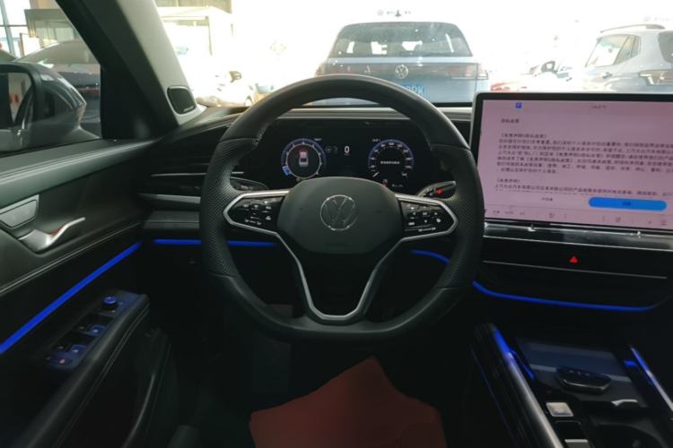 Used Volkswagen Passat 2025 Pro 380TSI Dragon Supreme Edition Steering Wheel