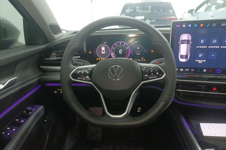 Used Volkswagen Passat 2025 Pro 380TSI Dragon Supreme Edition Steering Wheel