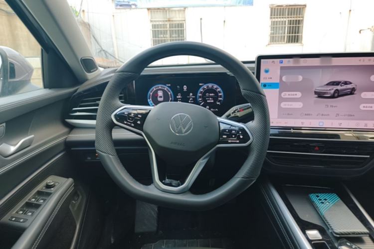 Used Volkswagen Passat 2025 Pro 380TSI Dragon Supreme Edition Steering Wheel