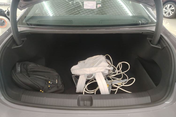 Used Volkswagen Passat 2025 Pro 380TSI Starry Dragon Luxury Edition Trunk