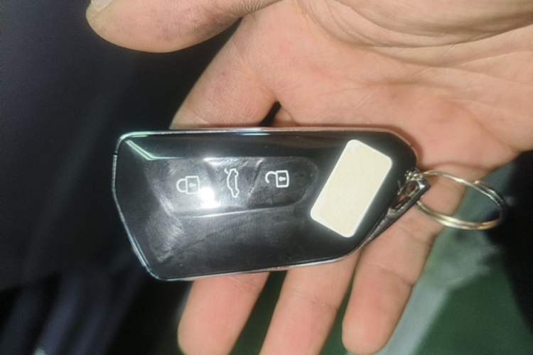Used Volkswagen Passat 2025 Pro 380TSI Dragon Glory Edition Vehicle Key