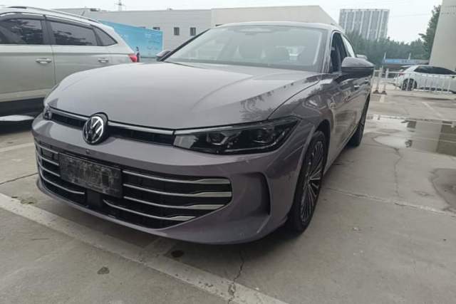 Used Volkswagen Passat 2025 Pro 380TSI Dragon Supreme Edition