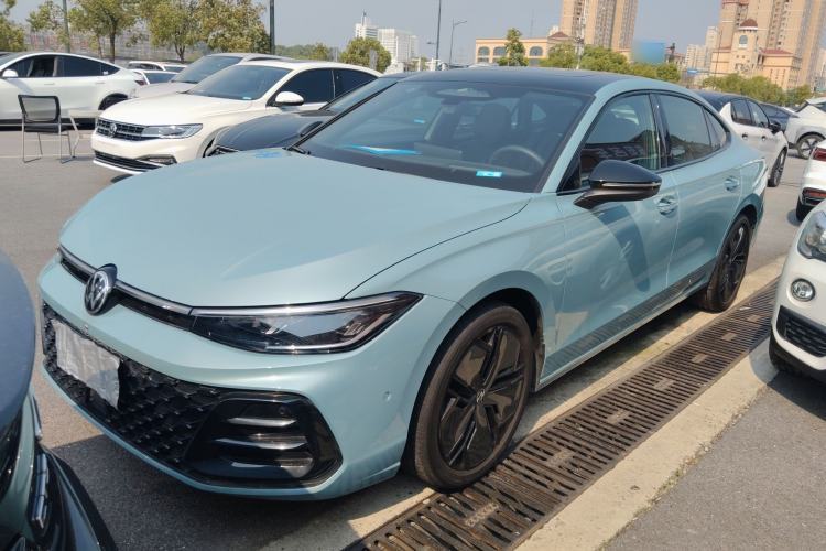 Used Volkswagen Passat 2025 Pro 380TSI Starry Dragon Luxury Edition Guazi used car, China used car export, Used car for sale, Used  cars, Cheapest cars for sale