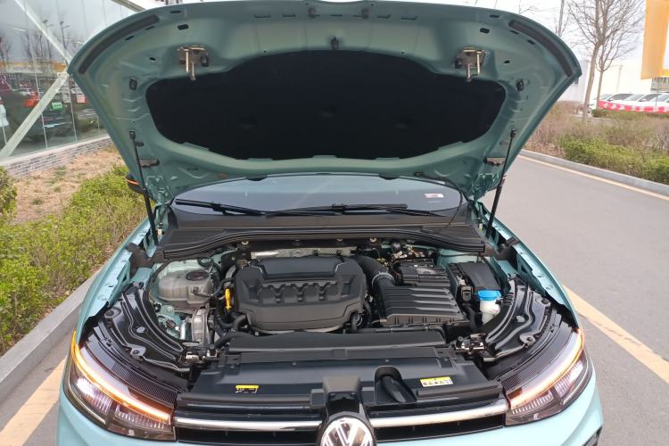 Used Volkswagen Passat 2025 Pro 380TSI Starry Dragon Luxury Edition Engine Bay