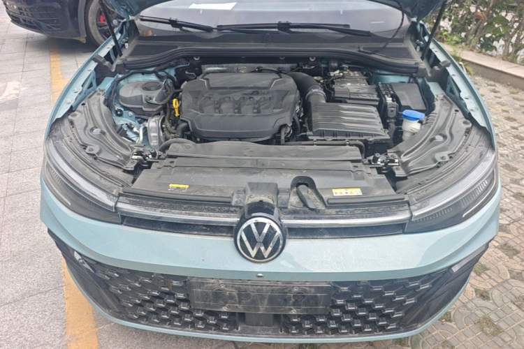 Used Volkswagen Passat 2025 Pro 380TSI Starry Dragon Luxury Edition Engine Bay