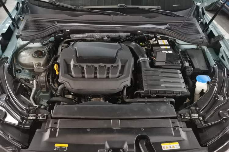 Used Volkswagen Passat 2025 Pro 380TSI Starry Dragon Luxury Edition Engine Bay