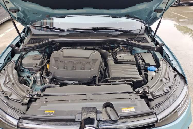 Used Volkswagen Passat 2025 Pro 380TSI Starry Dragon Luxury Edition Engine Bay