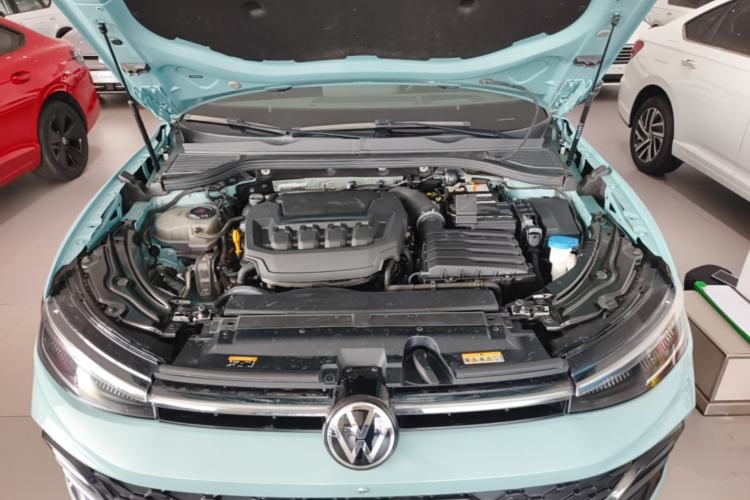 Used Volkswagen Passat 2025 Pro 380TSI Starry Dragon Luxury Edition Engine Bay