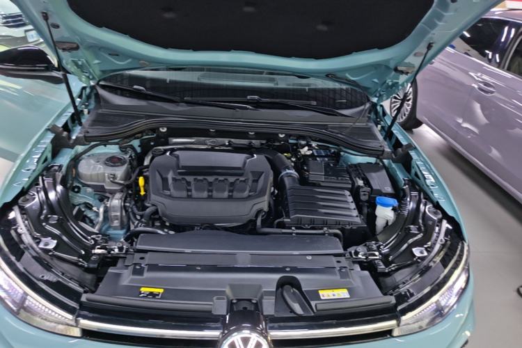 Used Volkswagen Passat 2025 Pro 380TSI Starry Dragon Luxury Edition Engine Bay