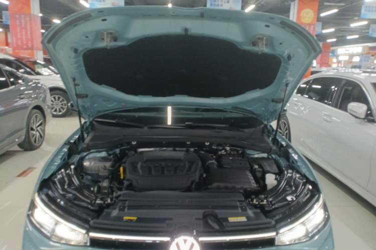Used Volkswagen Passat 2025 Pro 380TSI Starry Dragon Luxury Edition Engine Bay