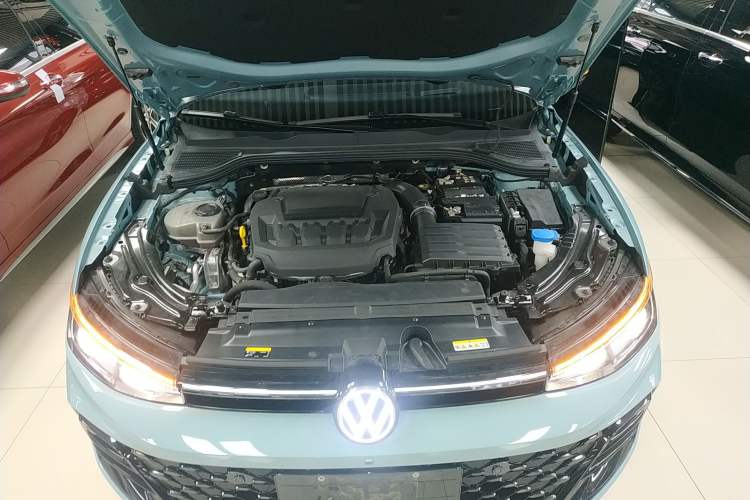 Used Volkswagen Passat 2025 Pro 380TSI Starry Dragon Luxury Edition Engine Bay