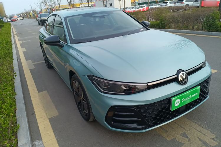 Used Volkswagen Passat 2025 Pro 380TSI Starry Dragon Luxury Edition Exterior 1