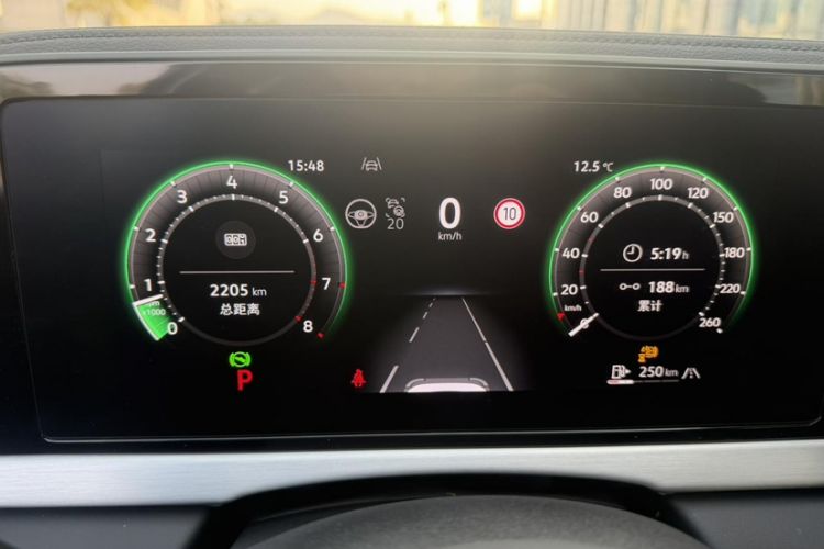 Used Volkswagen Passat 2025 Pro 380TSI Starry Dragon Luxury Edition Exterior 12