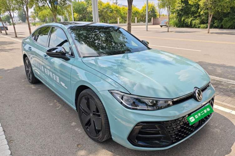Used Volkswagen Passat 2025 Pro 380TSI Starry Dragon Luxury Edition Exterior 2