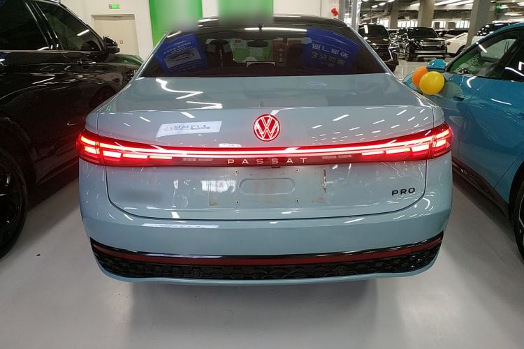 Used Volkswagen Passat 2025 Pro 380TSI Starry Dragon Luxury Edition Exterior 4