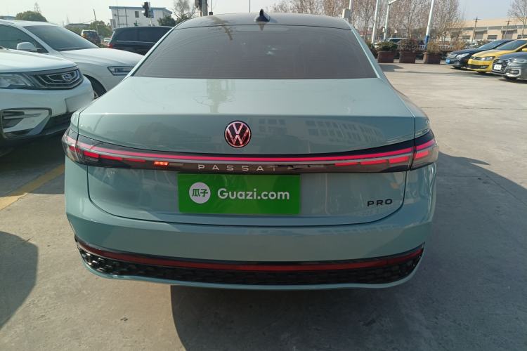Used Volkswagen Passat 2025 Pro 380TSI Starry Dragon Luxury Edition Exterior 4