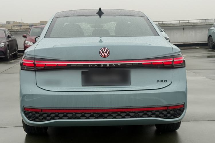 Used Volkswagen Passat 2025 Pro 380TSI Starry Dragon Luxury Edition Exterior 6