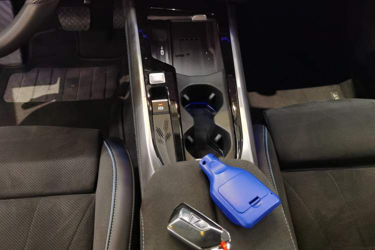 Used Volkswagen Passat 2025 Pro 380TSI Starry Dragon Luxury Edition Gear Lever
