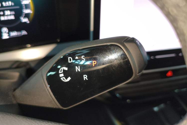 Used Volkswagen Passat 2025 Pro 380TSI Starry Dragon Luxury Edition Gear Lever