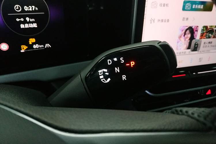Used Volkswagen Passat 2025 Pro 380TSI Starry Dragon Luxury Edition Gear Lever