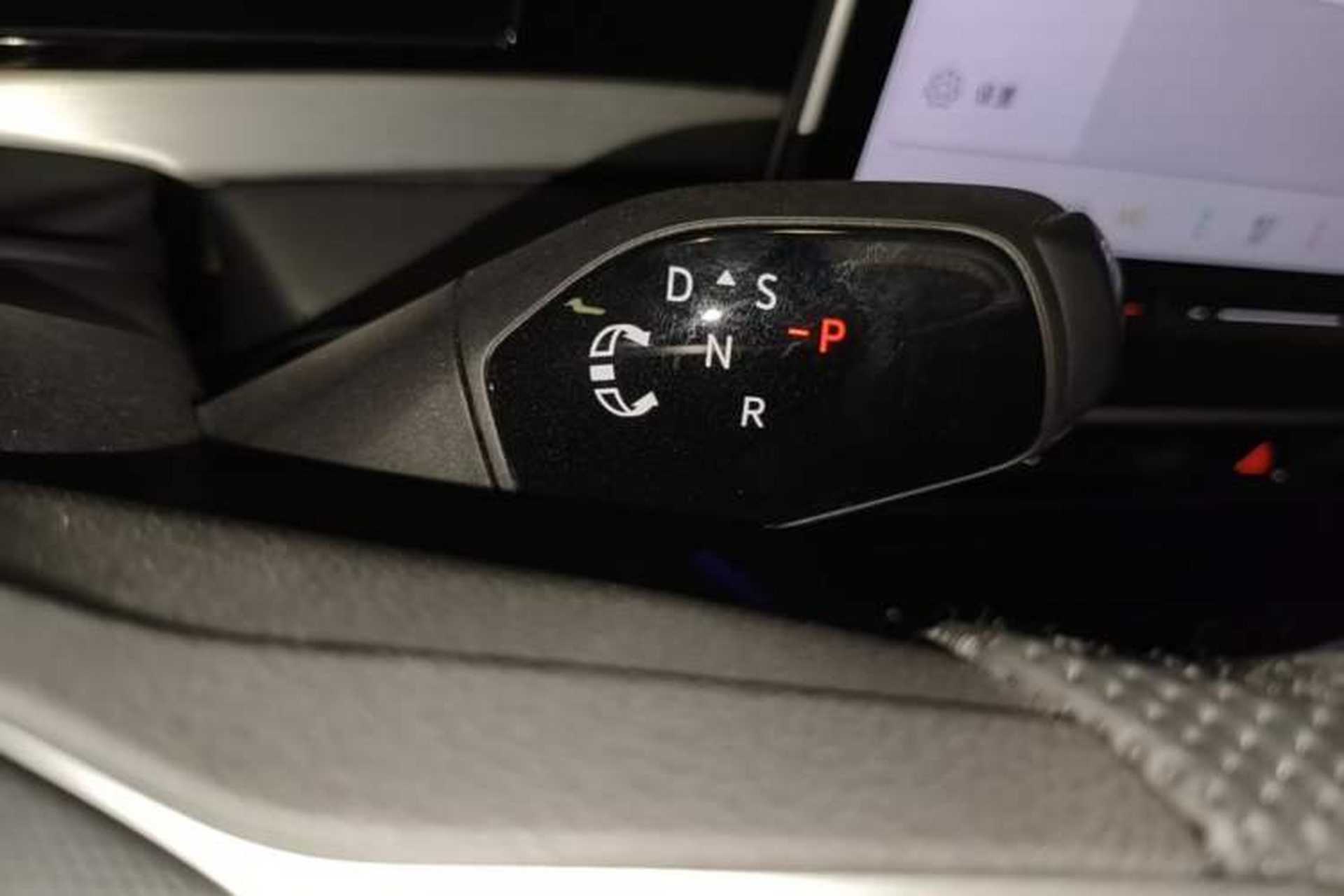 Used Volkswagen Passat 2025 Pro 380TSI Starry Dragon Luxury Edition Gear Lever