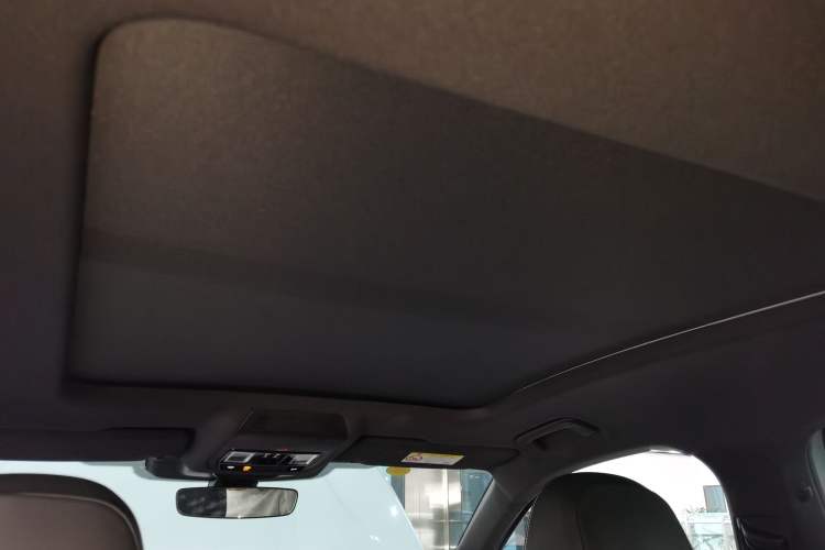 Used Volkswagen Passat 2025 Pro 380TSI Starry Dragon Luxury Edition Headliner