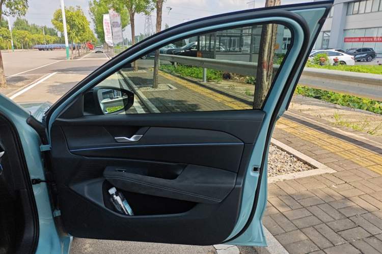 Used Volkswagen Passat 2025 Pro 380TSI Starry Dragon Luxury Edition Interior 5