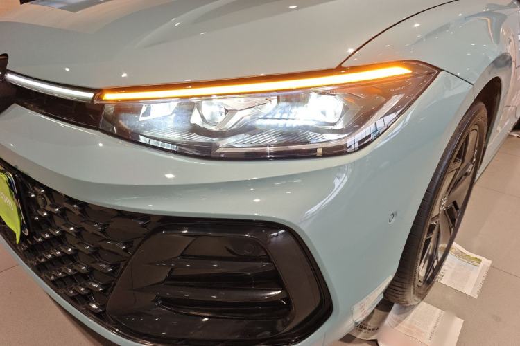 Used Volkswagen Passat 2025 Pro 380TSI Starry Dragon Luxury Edition Left Front Headlight