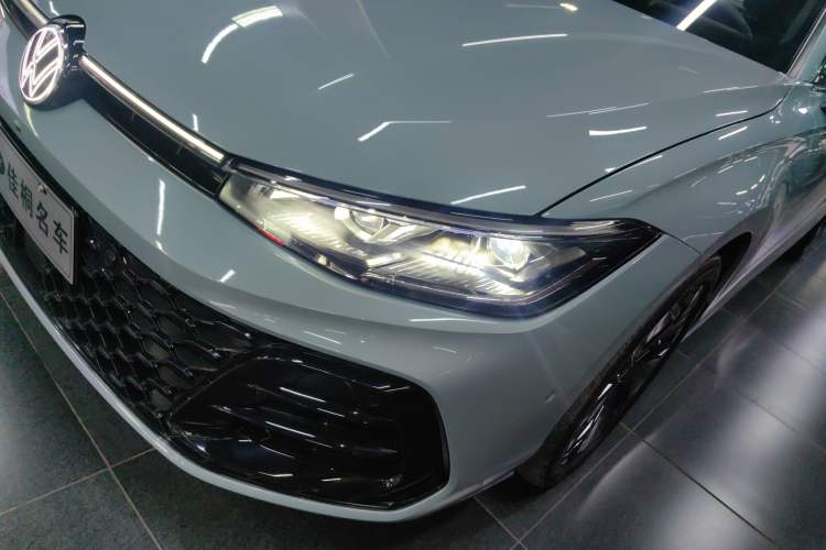 Used Volkswagen Passat 2025 Pro 380TSI Starry Dragon Luxury Edition Left Front Headlight