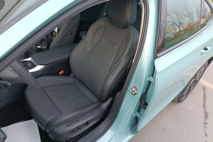 Used Volkswagen Passat 2025 Pro 380TSI Starry Dragon Luxury Edition Left Front Seat