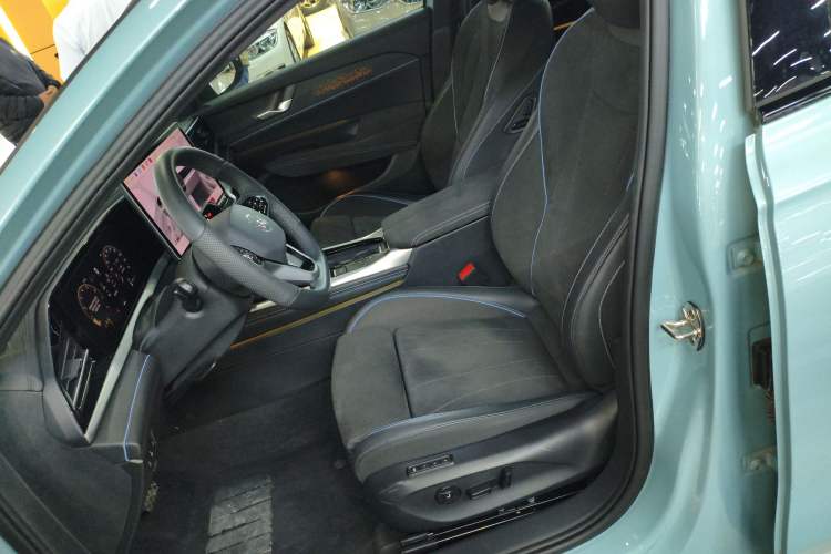 Used Volkswagen Passat 2025 Pro 380TSI Starry Dragon Luxury Edition Left Front Seat