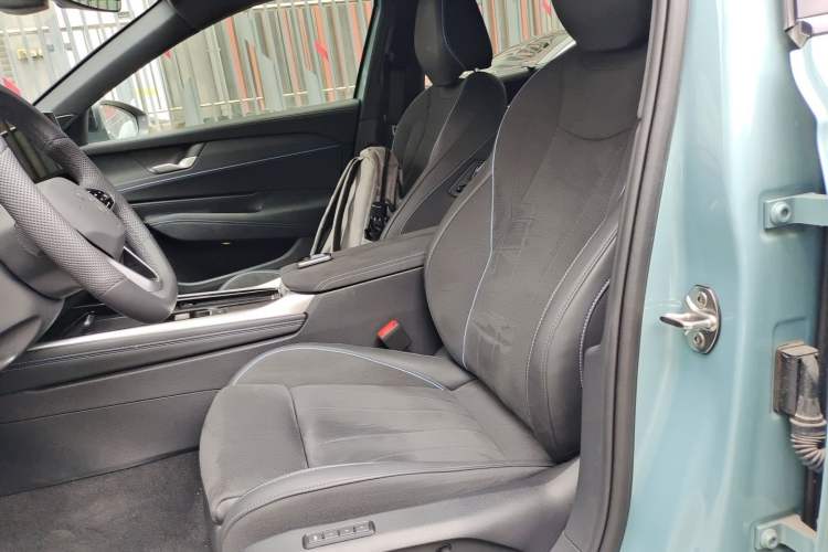 Used Volkswagen Passat 2025 Pro 380TSI Starry Dragon Luxury Edition Left Front Seat